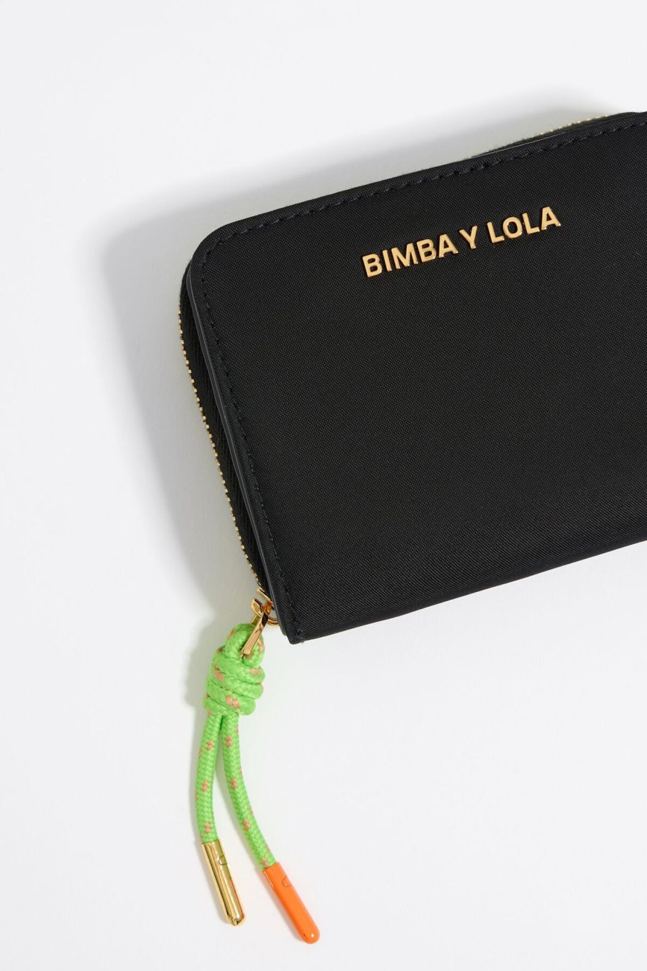 Nylon | BIMBA Y LOLA Cartera Solapa Nylon Negra