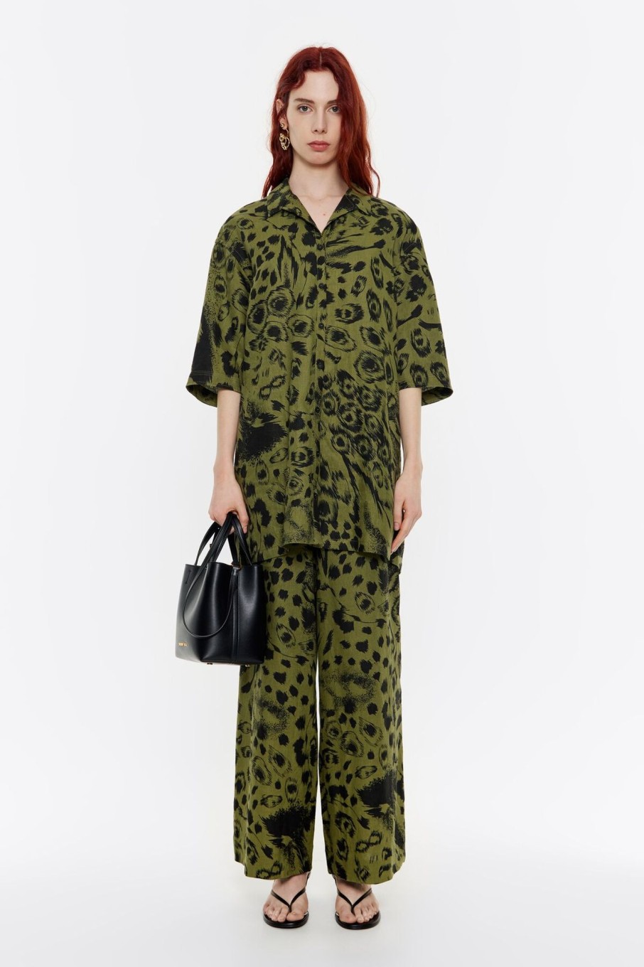 Total Look | BIMBA Y LOLA Camisa Oversize Lino Animal Mix Verde