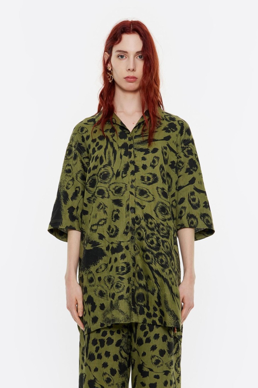 Total Look | BIMBA Y LOLA Camisa Oversize Lino Animal Mix Verde