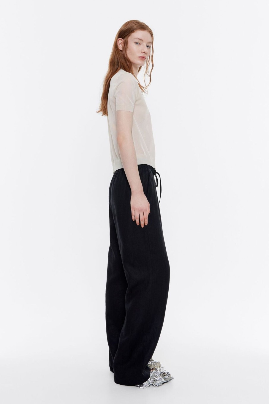 Total Look | BIMBA Y LOLA Pantalon Jogger Lino Negro Lavado