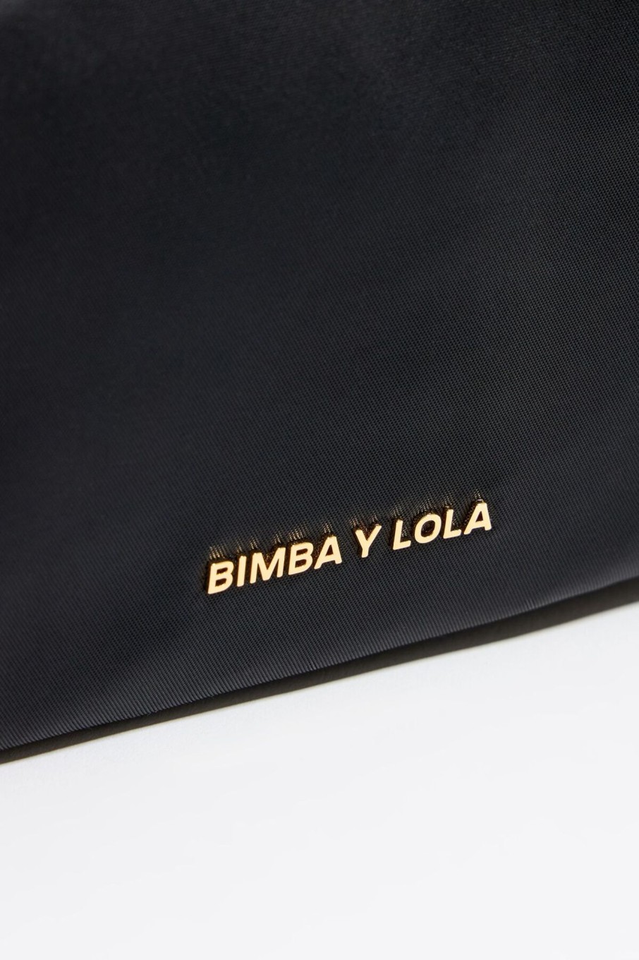 Nylon | BIMBA Y LOLA Neceser Mediano Nylon Negro